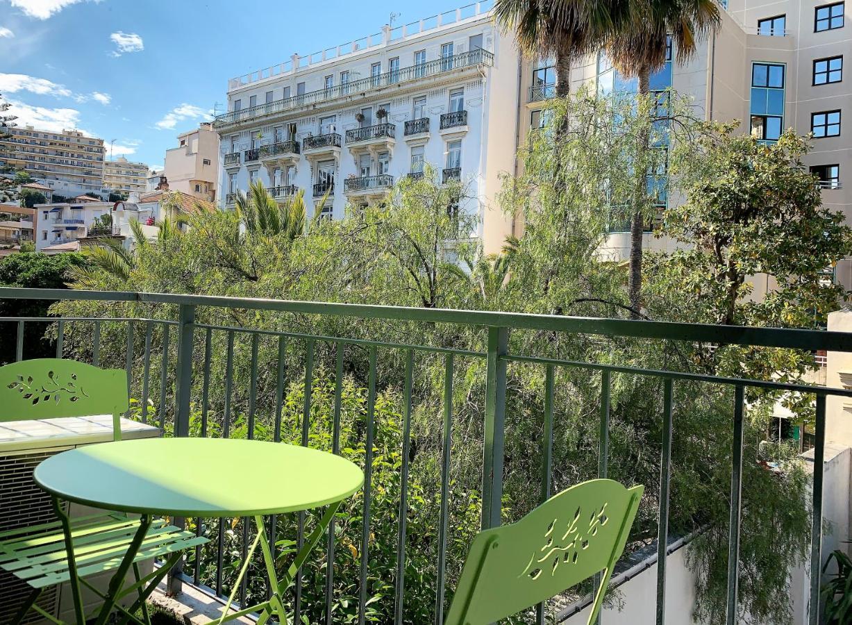 Quiet Studio With A Big Balcony Ницца Экстерьер фото